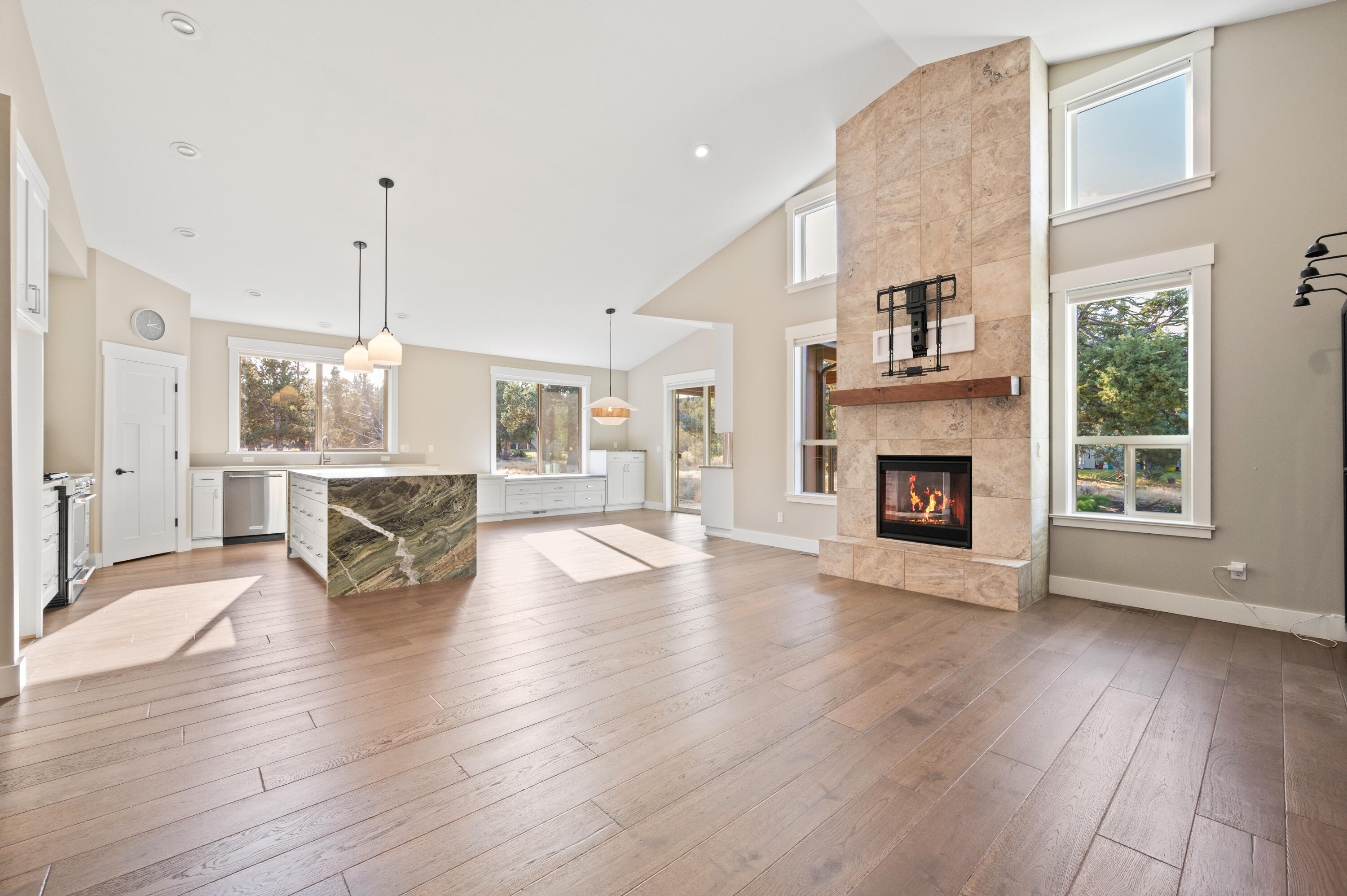 Eagle Crest - Residential