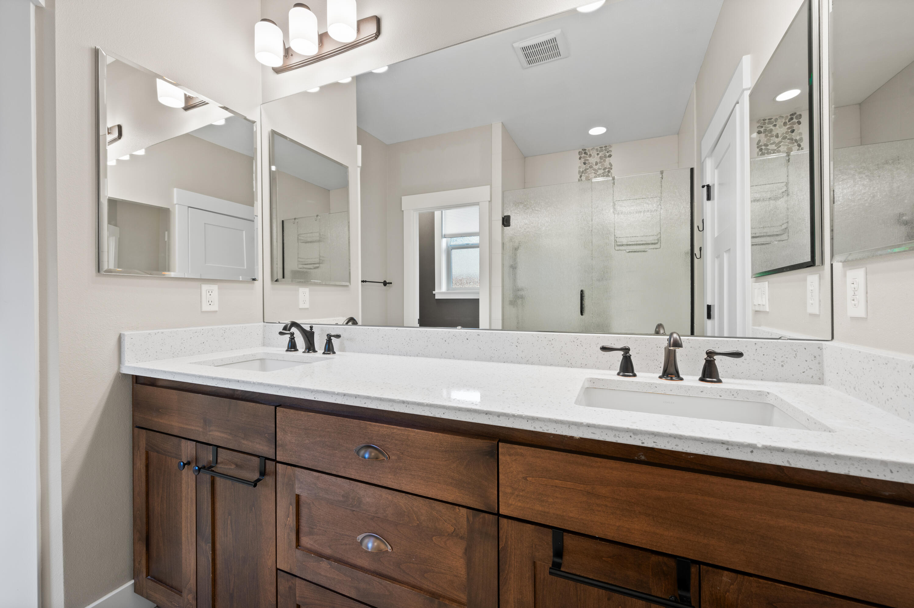 Eagle Crest - Residential