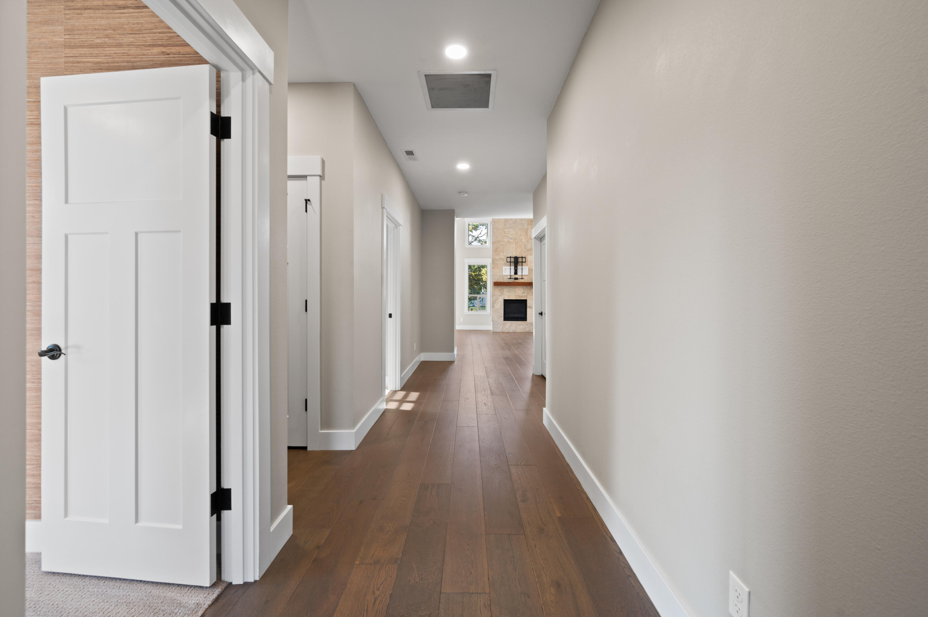 Eagle Crest - Residential