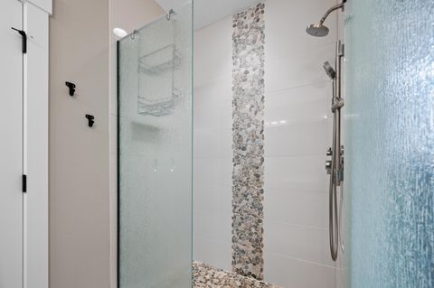 Tiny photo for 291 Sun Vista Drive, Redmond, OR 97756 (MLS # 220212201)