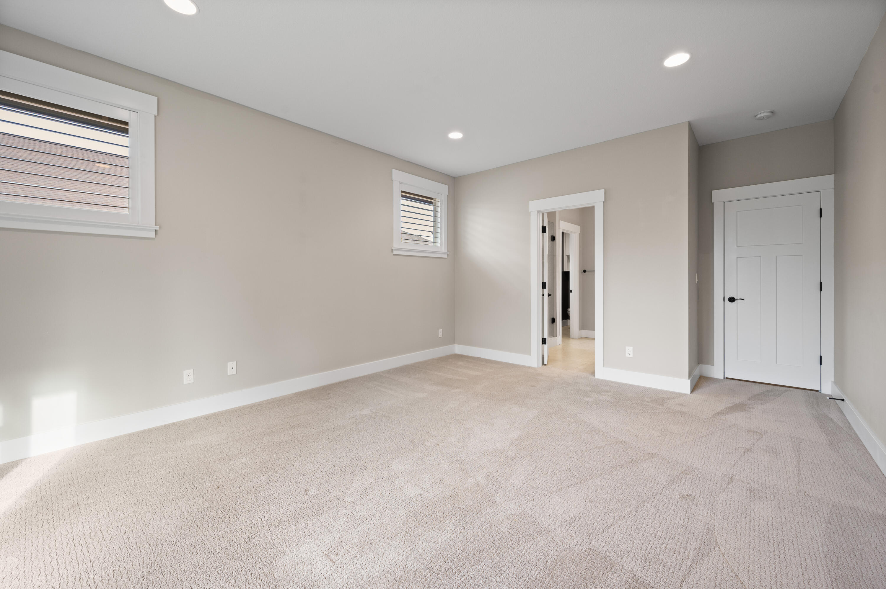 Eagle Crest - Residential