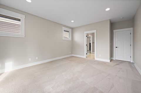 Tiny photo for 291 Sun Vista Drive, Redmond, OR 97756 (MLS # 220212201)