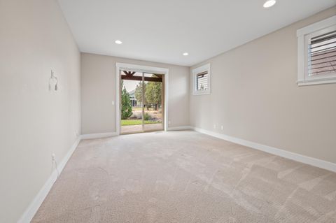 Tiny photo for 291 Sun Vista Drive, Redmond, OR 97756 (MLS # 220212201)