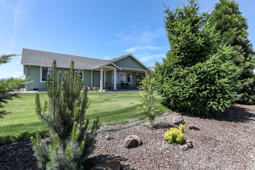 Absolutely Incredible Setting*Extremely Private*Entire Property, Shop, and Home are Immaculate*Additional Apartment (Mother-in-Law Suite) Located in Detached 2880 sq ft Shop*+2 Car Attached Garage*MUST TOUR! This single level home is better than new. All 6.39 acres are flat usable +fenced/cross-fenced and perfect for animals. Tons of parking space for all your vehicles & toys. Tons of wildlife, a park-like forest area, a perfect garden area, in-ground sprinklers keeping everything green from the high-producing well (60 GPM per Seller). Enjoy almost 360-degree views of the surrounding landscape, Mt. McLoughlin, Table Rocks & more. Low county taxes, zoned RR-5 & on City Sewer! Don't miss this one-of-a-kind opportunity only 3 miles the VA Dom.