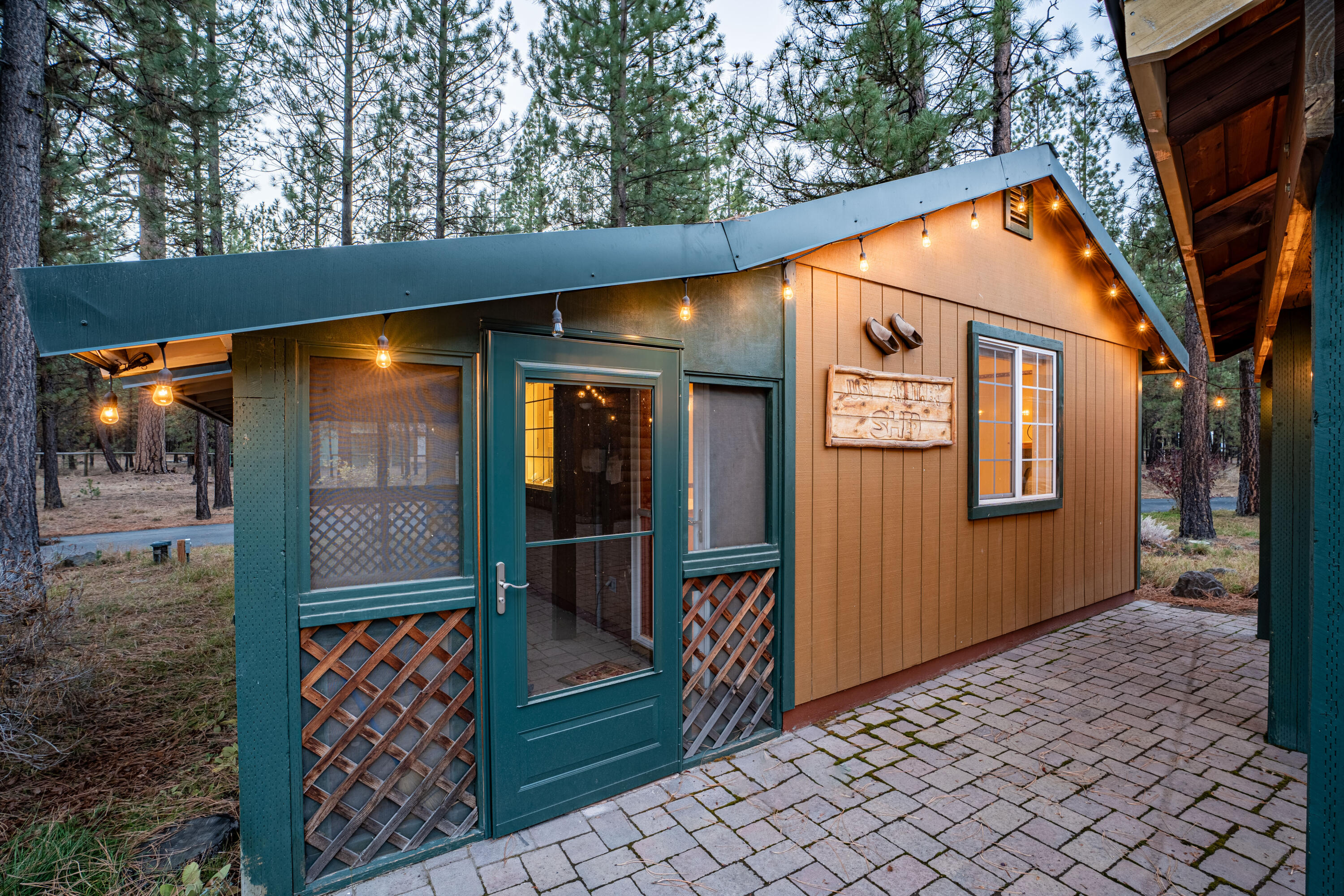 Ponderosa Pines - Residential