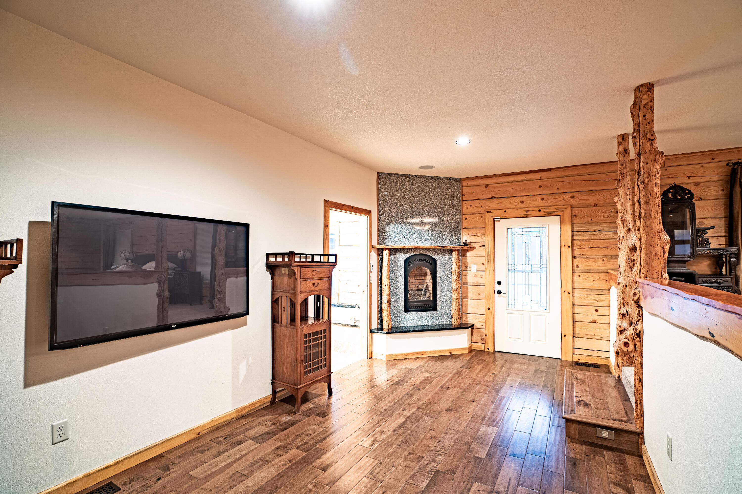 Ponderosa Pines - Residential