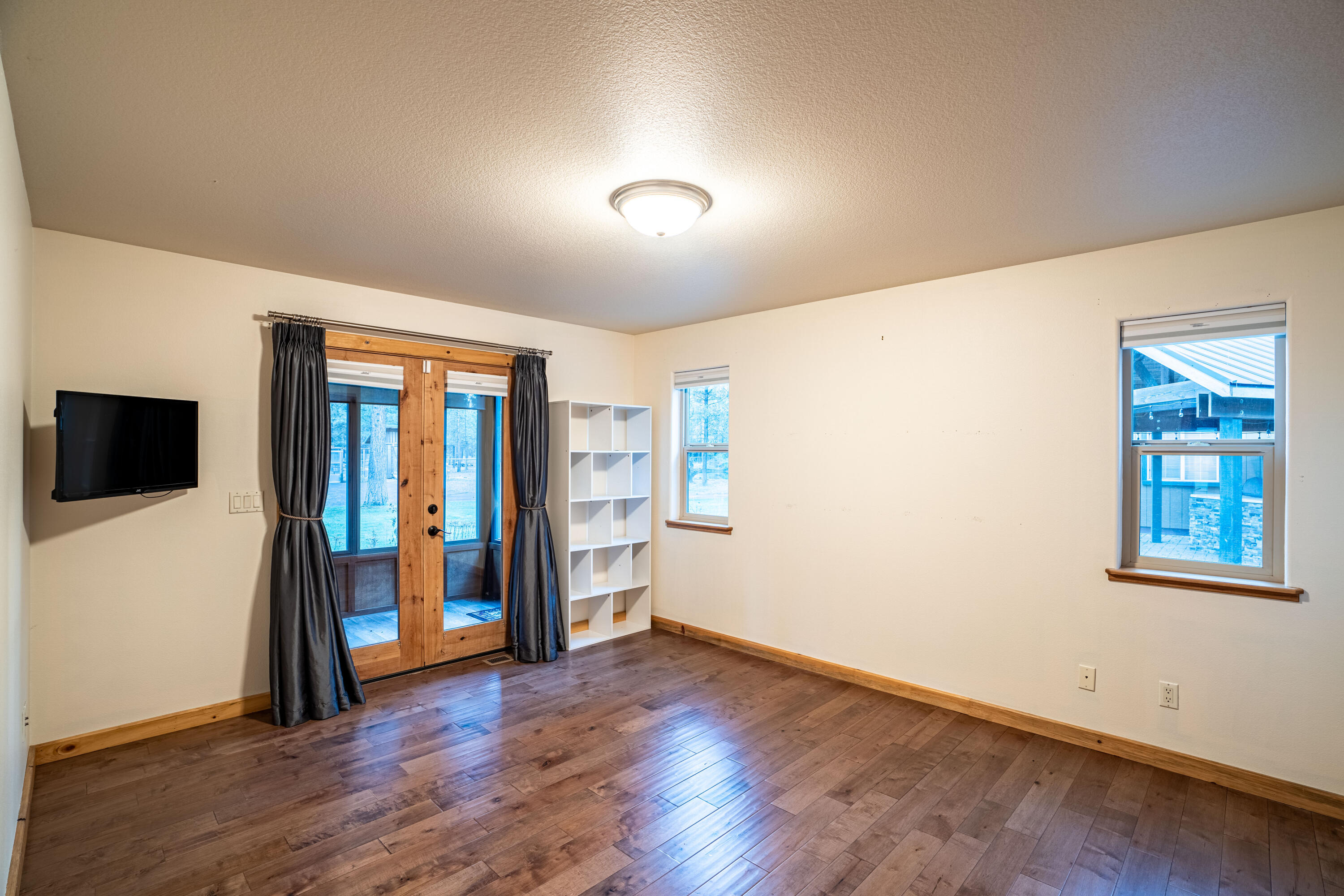 Ponderosa Pines - Residential