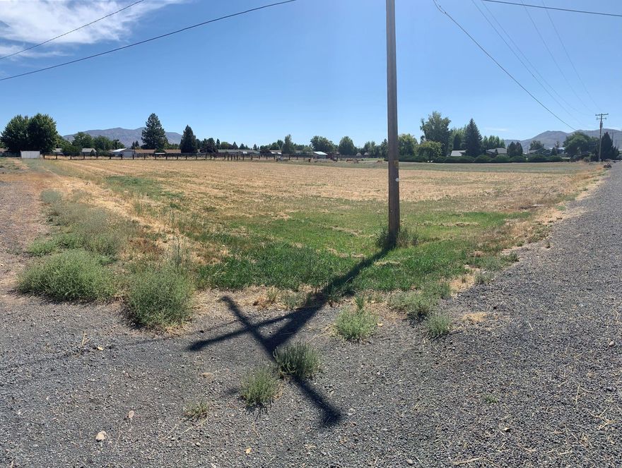 Clear flat Lot 150' X 290' out next to Falcon Heights. Designated for a Single Family Residence.