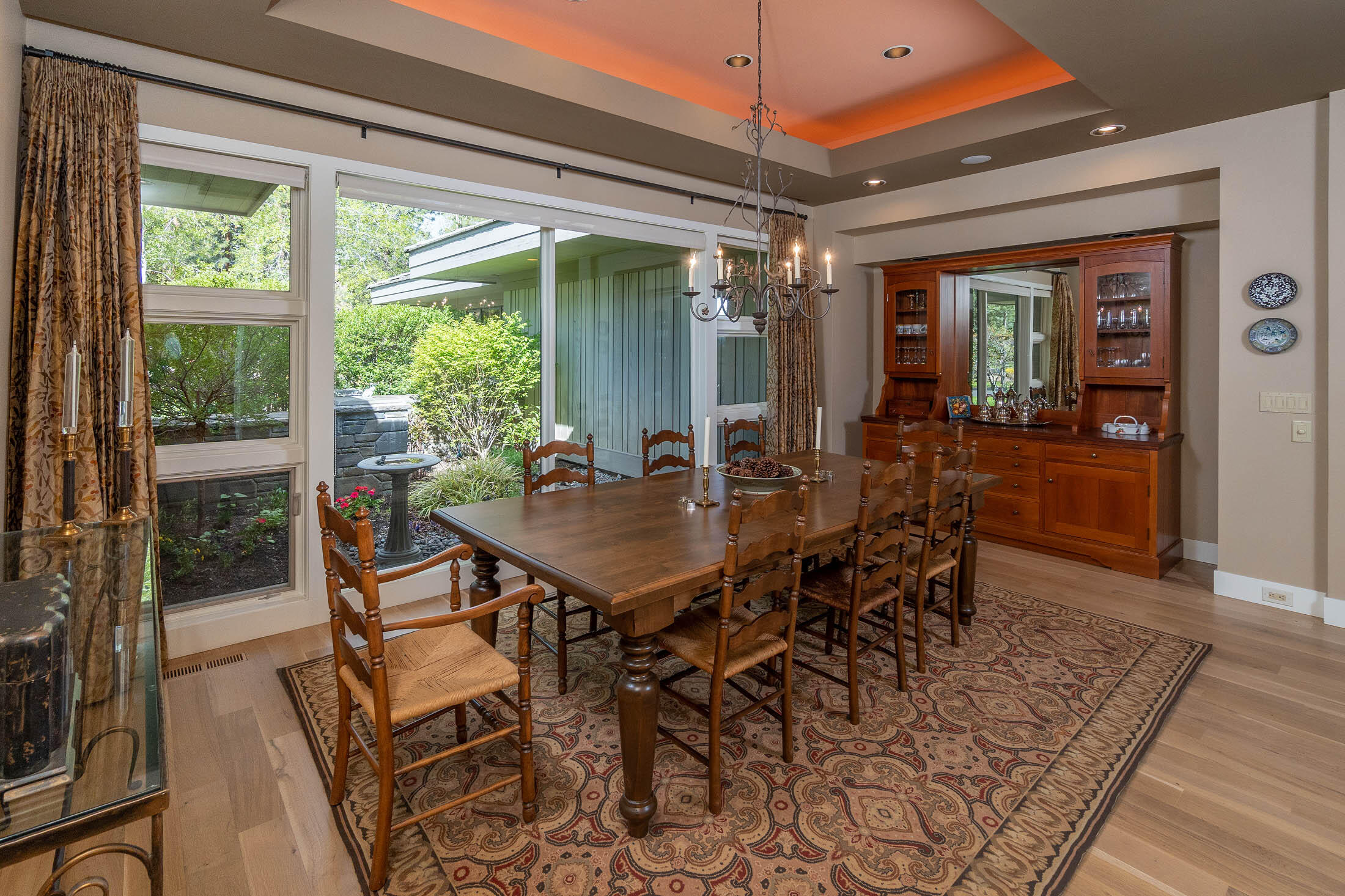 Broken Top - Residential