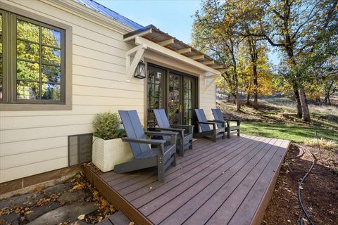 Tiny photo for 58 Pine Street, Shady Cove, OR 97539 (MLS # 220211422)