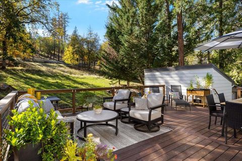 Tiny photo for 58 Pine Street, Shady Cove, OR 97539 (MLS # 220211422)