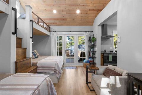 Tiny photo for 58 Pine Street, Shady Cove, OR 97539 (MLS # 220211422)