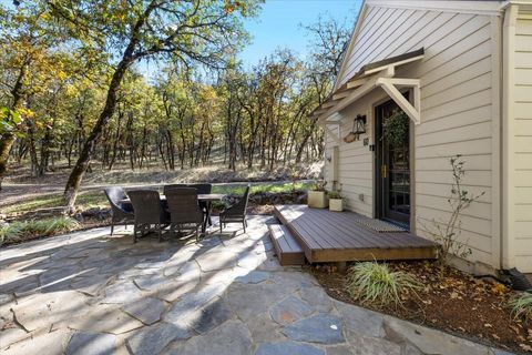 Tiny photo for 58 Pine Street, Shady Cove, OR 97539 (MLS # 220211422)