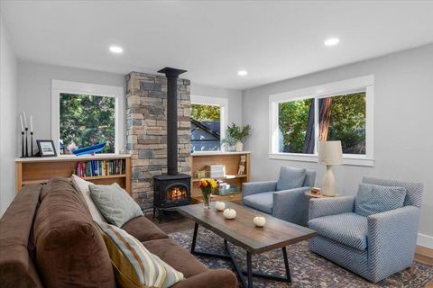 Tiny photo for 58 Pine Street, Shady Cove, OR 97539 (MLS # 220211422)