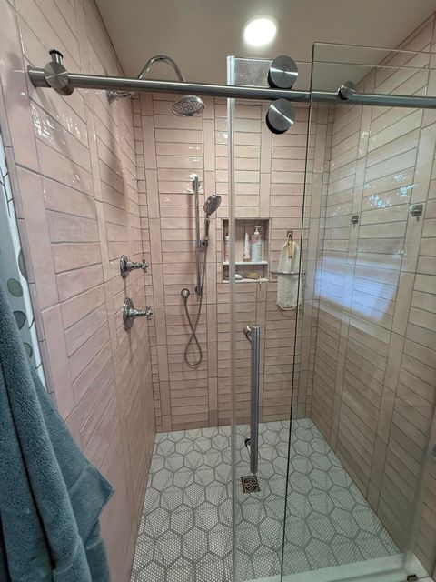 Tiny photo for 58 Pine Street, Shady Cove, OR 97539 (MLS # 220211422)