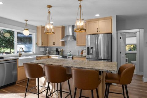 Tiny photo for 58 Pine Street, Shady Cove, OR 97539 (MLS # 220211422)