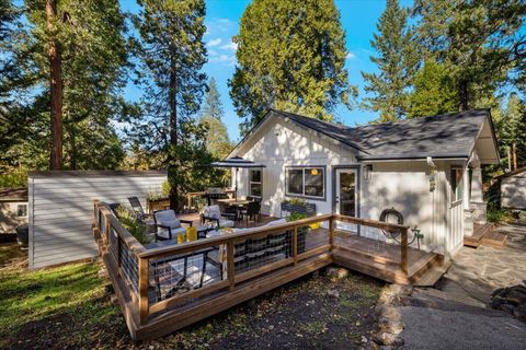 Tiny photo for 58 Pine Street, Shady Cove, OR 97539 (MLS # 220211422)