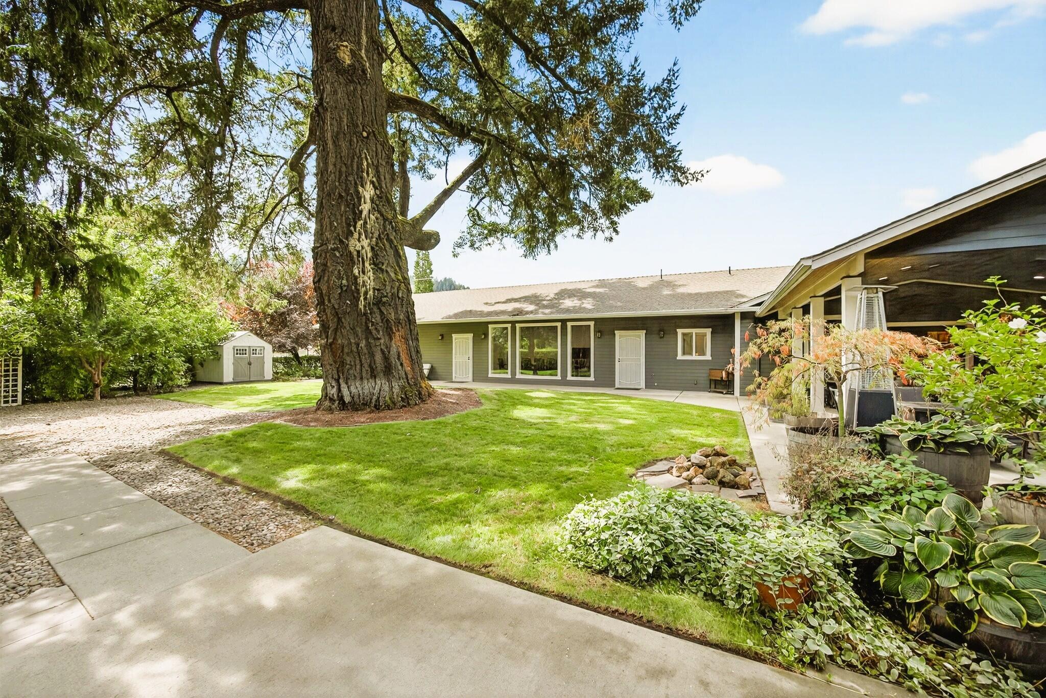 Carner And Sabins Addition To Woodville - Commercial Sale