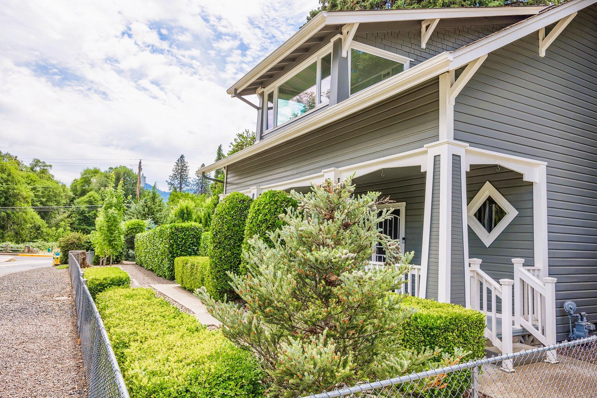 Carner And Sabins Addition To Woodville - Commercial Sale