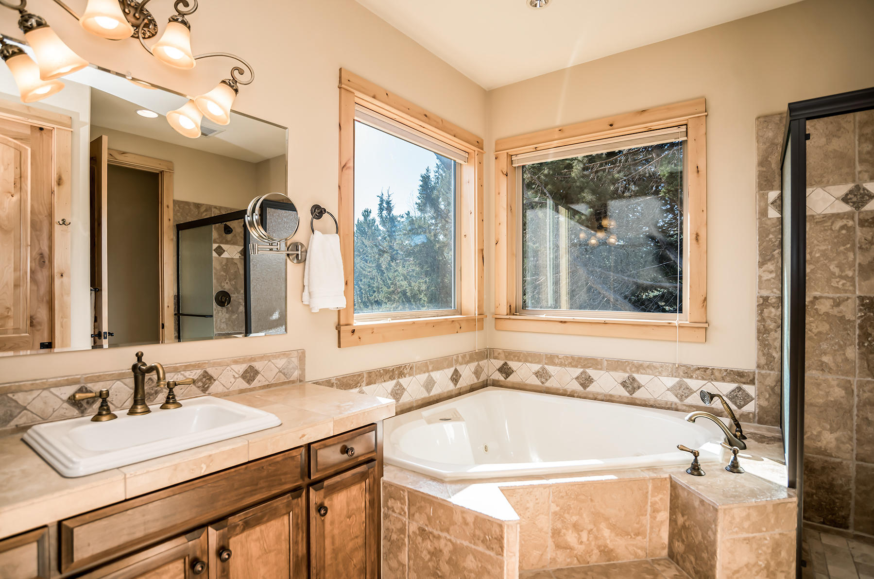 Eagle Crest - Residential