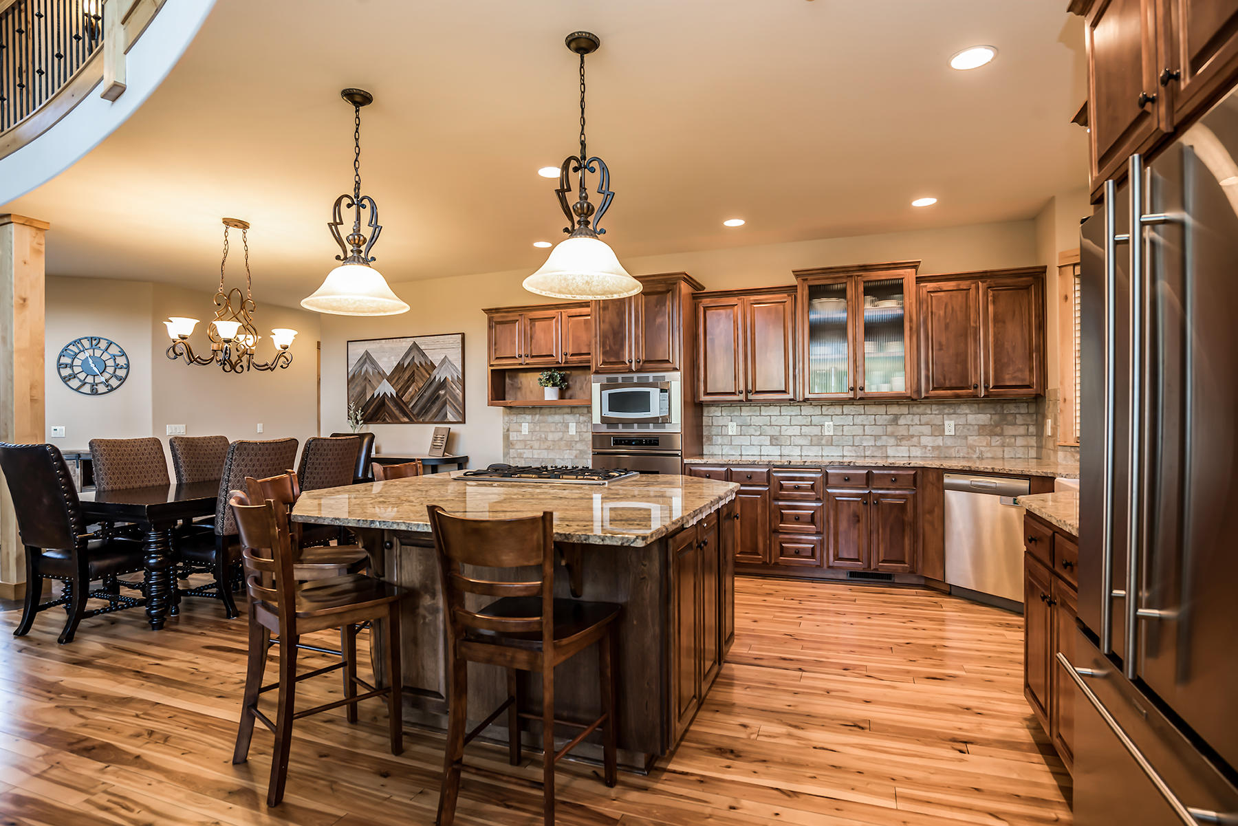 Eagle Crest - Residential