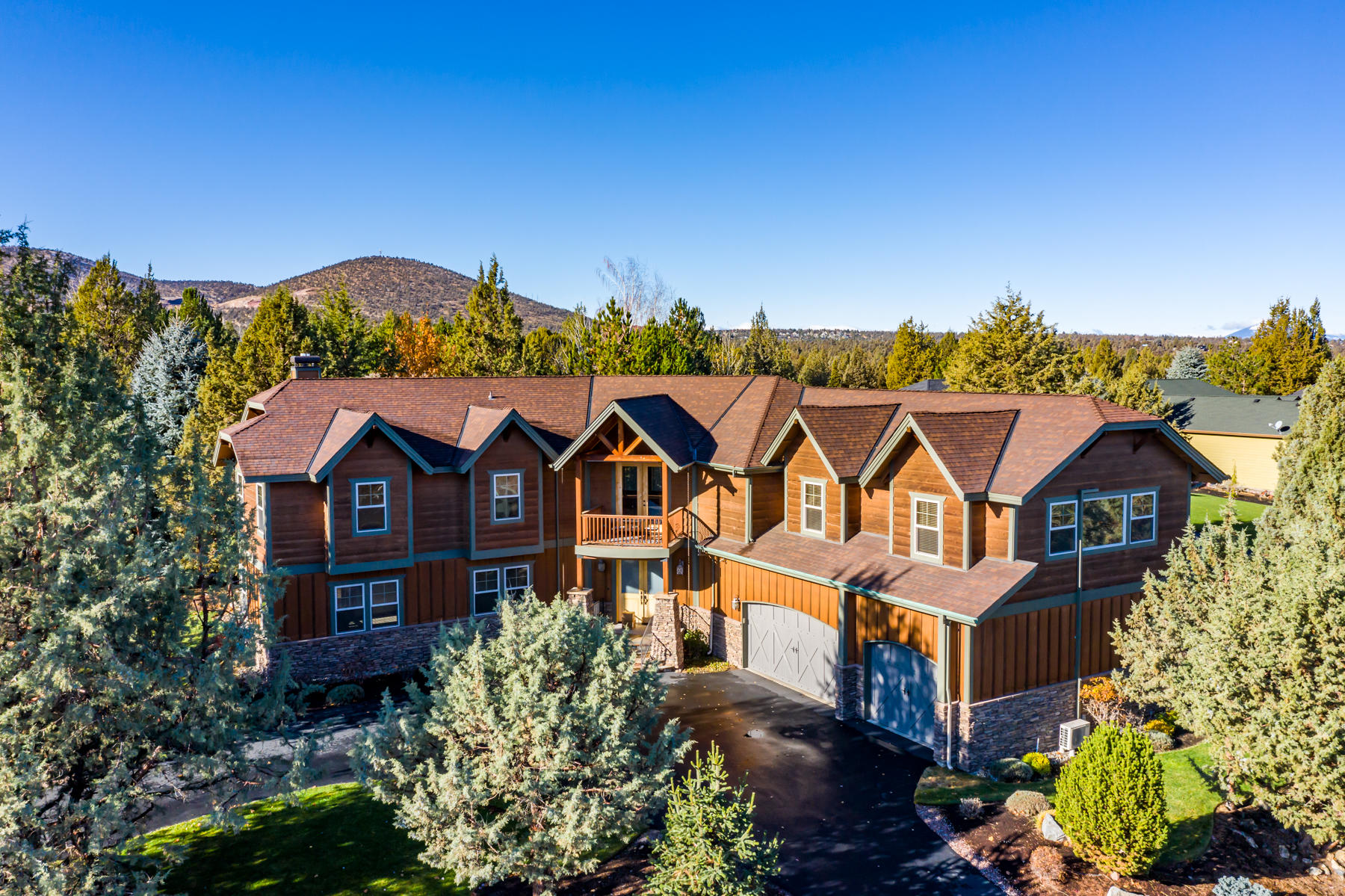 Eagle Crest - Residential