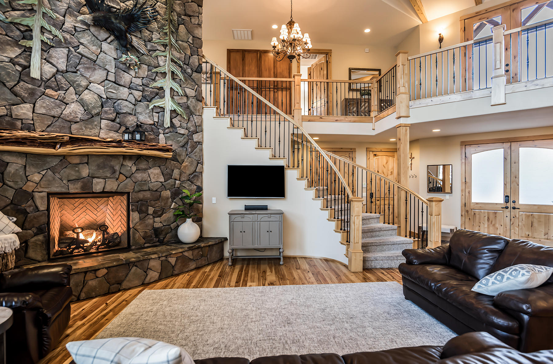 Eagle Crest - Residential