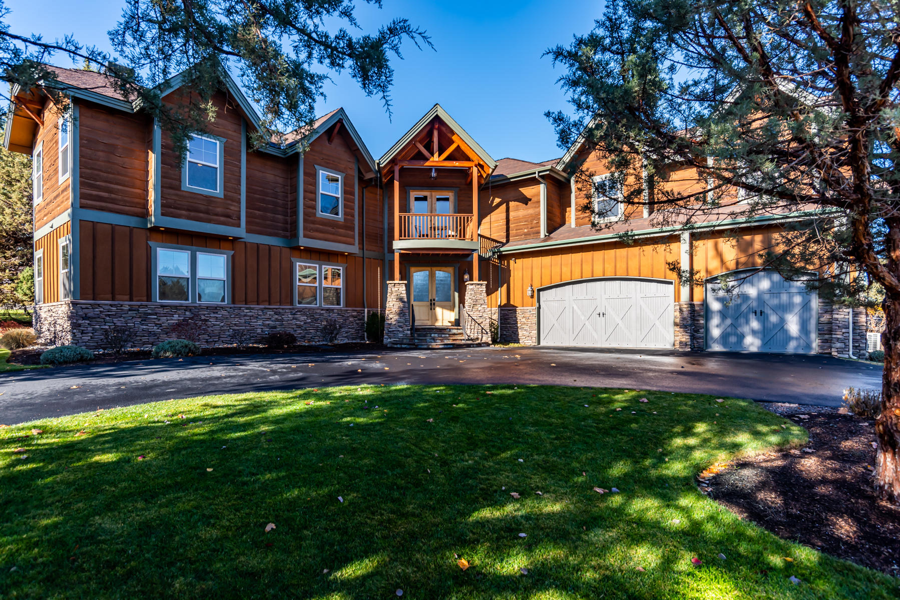 Eagle Crest - Residential