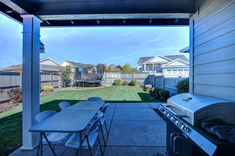 Tiny photo for 3835 Creek Mont Drive, Medford, OR 97504 (MLS # 220213150)