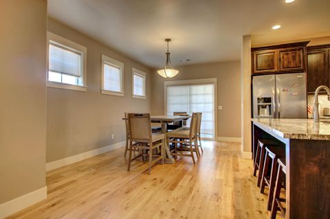 Tiny photo for 3835 Creek Mont Drive, Medford, OR 97504 (MLS # 220213150)