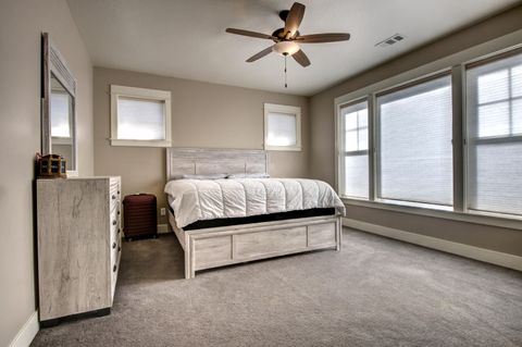 Tiny photo for 3835 Creek Mont Drive, Medford, OR 97504 (MLS # 220213150)