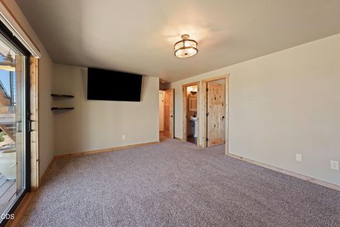 Tiny photo for 4855 NW 57th Street, Redmond, OR 97756 (MLS # 220223298)