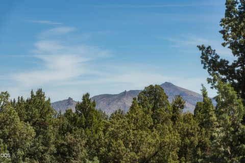 Tiny photo for 4855 NW 57th Street, Redmond, OR 97756 (MLS # 220223298)