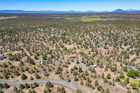Tiny photo for 4855 NW 57th Street, Redmond, OR 97756 (MLS # 220223298)