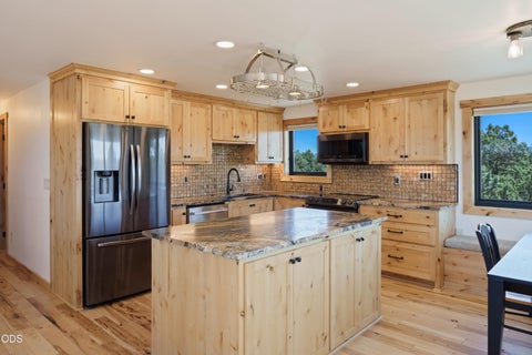 Tiny photo for 4855 NW 57th Street, Redmond, OR 97756 (MLS # 220223298)