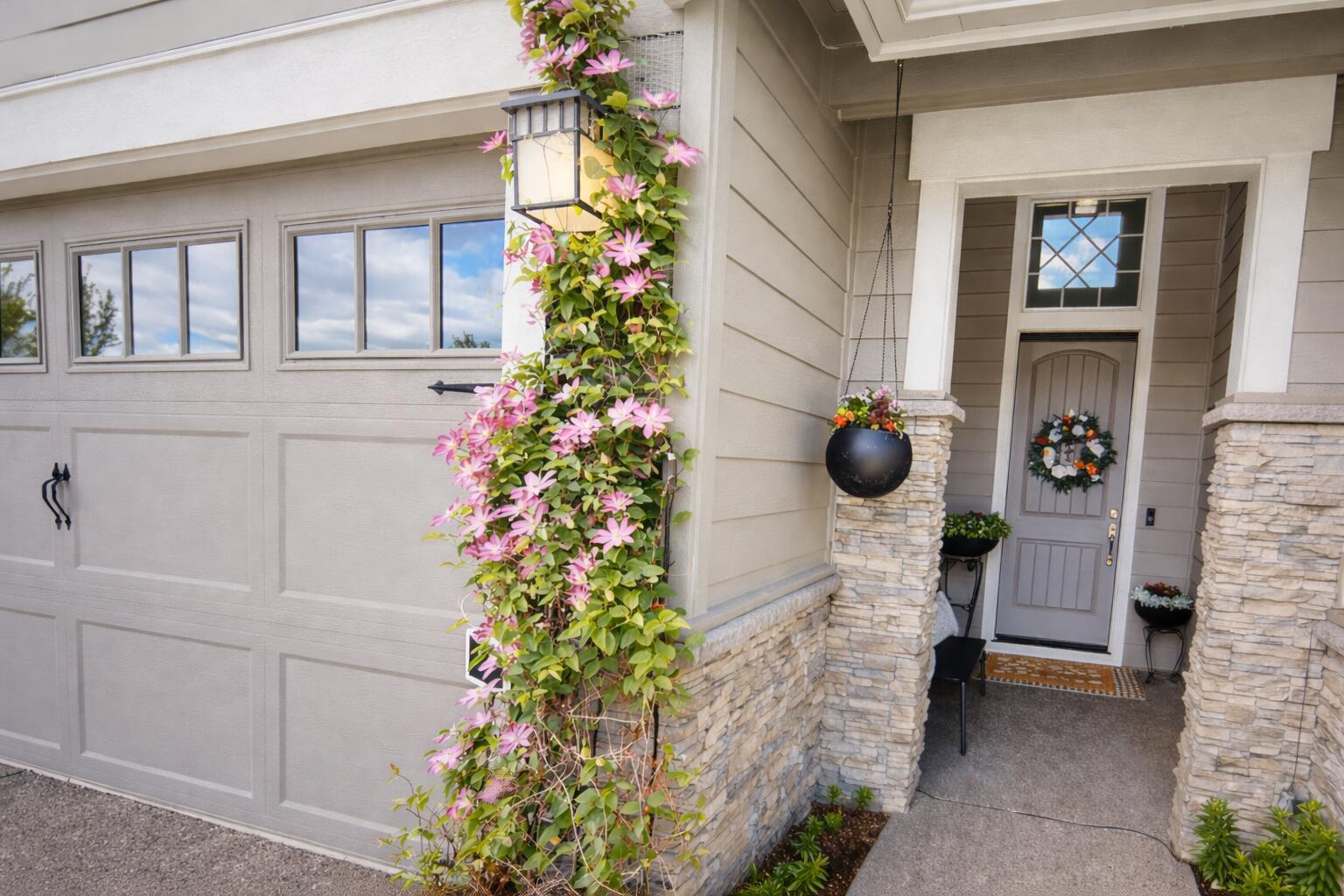 61100 SE Stari Most Loop