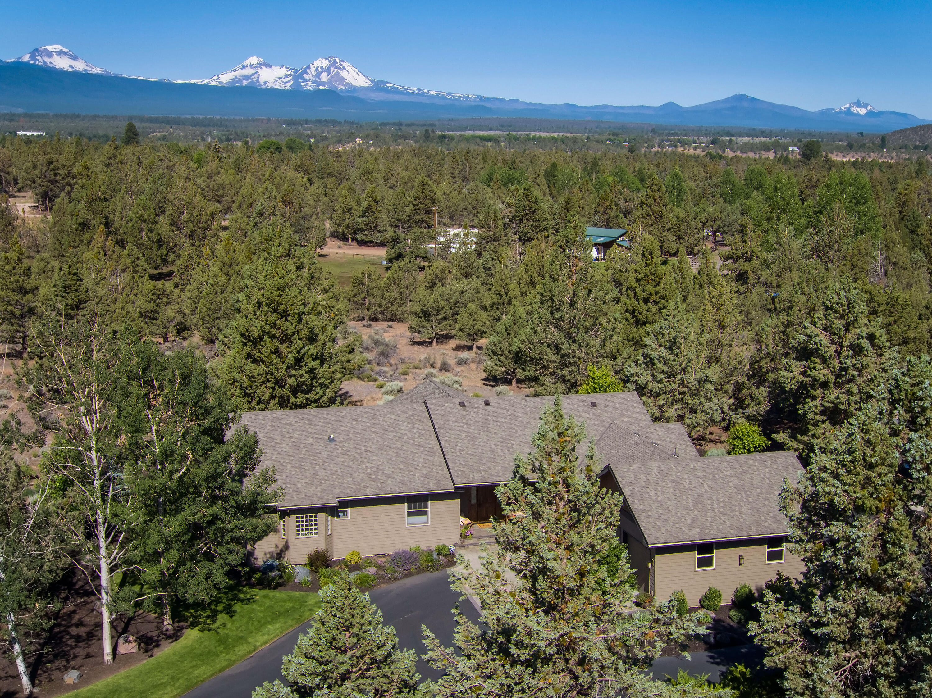 Lovestone Acres - Residential