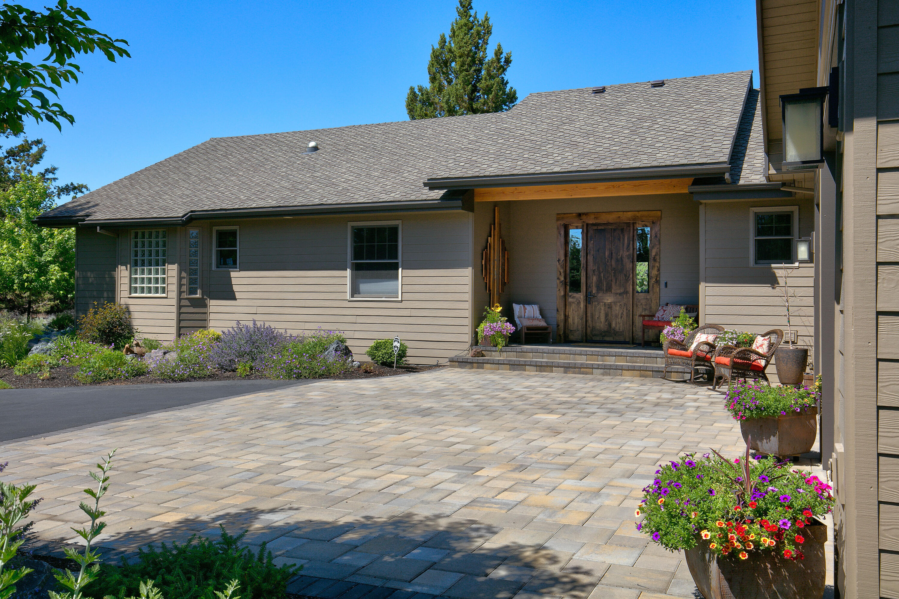 Lovestone Acres - Residential