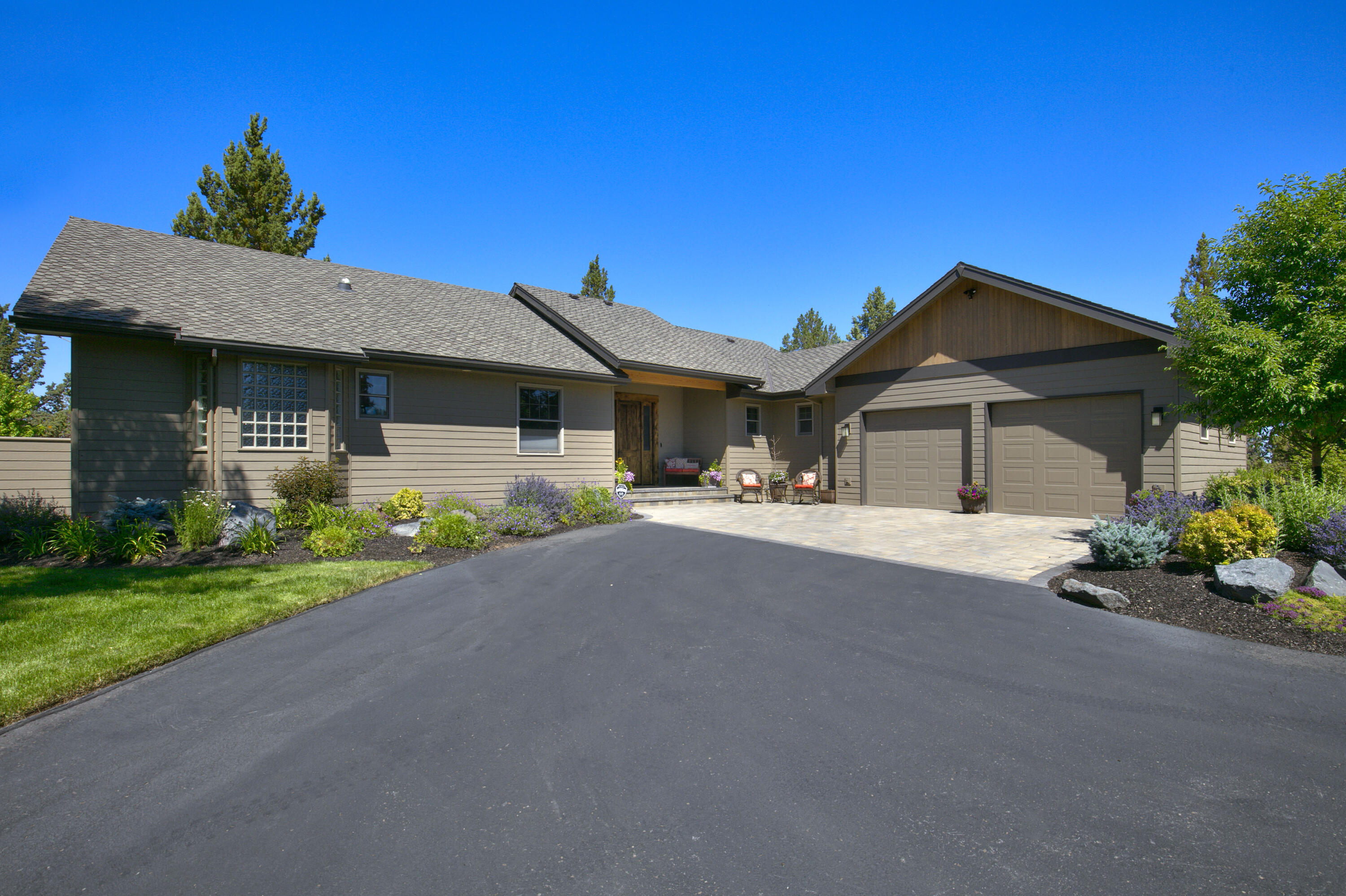 Lovestone Acres - Residential