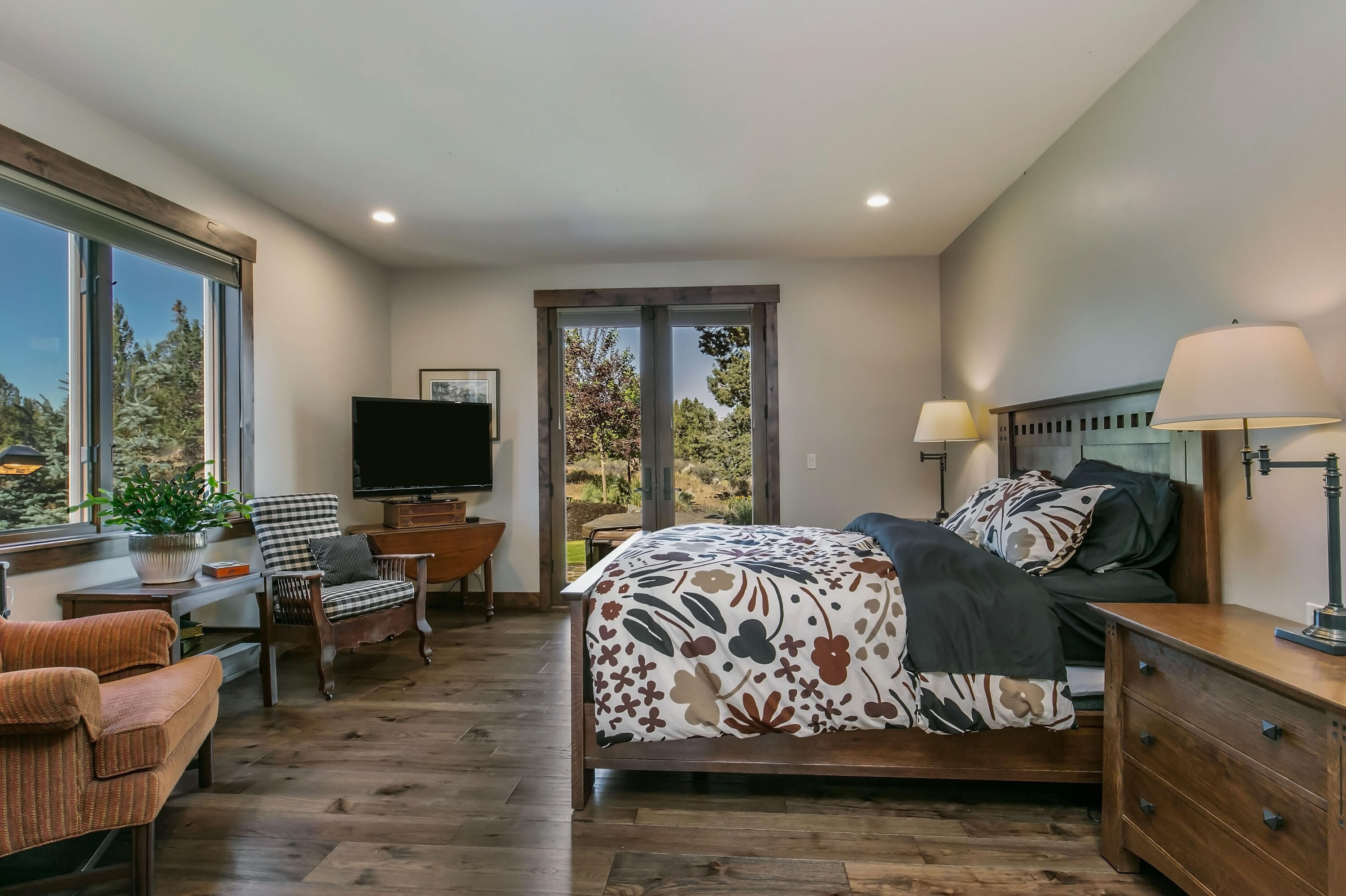 Lovestone Acres - Residential