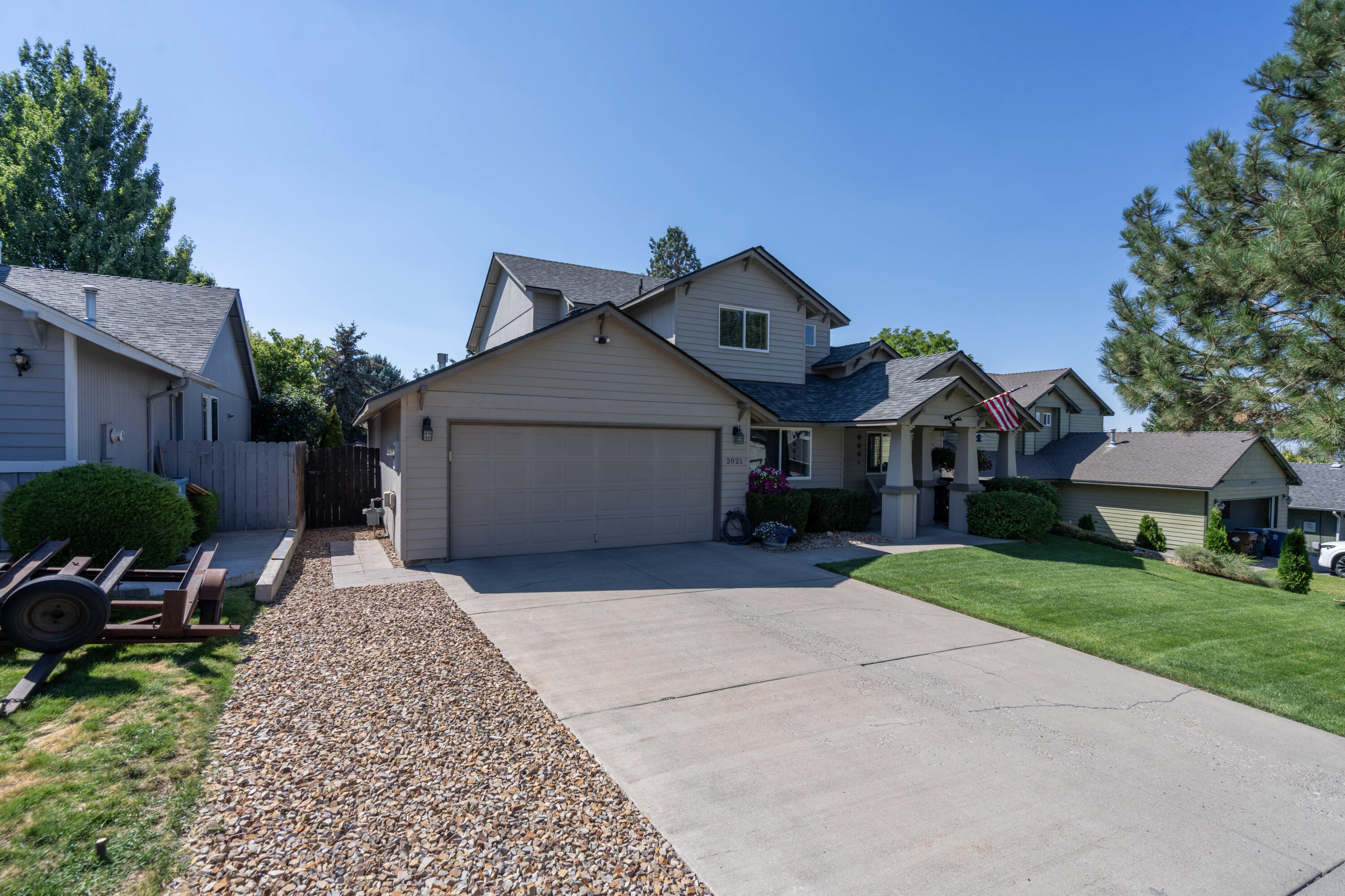 2021 SW 37th Street