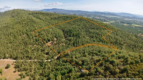 Photo of 13007 Perry Road, Central Point, OR 97502 (MLS # 220216715)