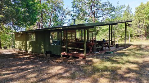 Tiny photo for 13007 Perry Road, Central Point, OR 97502 (MLS # 220216715)