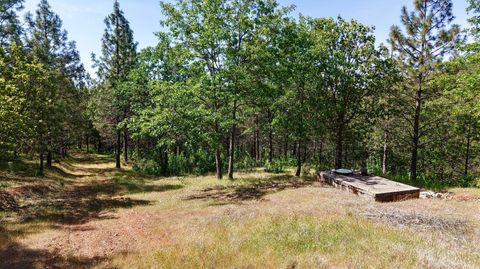 Tiny photo for 13007 Perry Road, Central Point, OR 97502 (MLS # 220216715)
