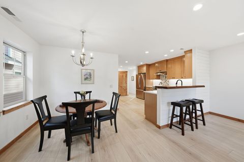 Tiny photo for 337 W Jefferson Avenue #1, Sisters, OR 97759 (MLS # 220216999)