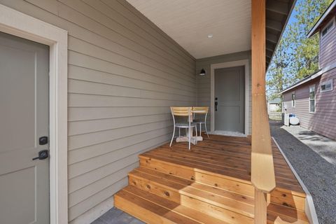 Tiny photo for 337 W Jefferson Avenue #1, Sisters, OR 97759 (MLS # 220216999)