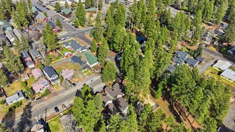 Tiny photo for 337 W Jefferson Avenue #1, Sisters, OR 97759 (MLS # 220216999)