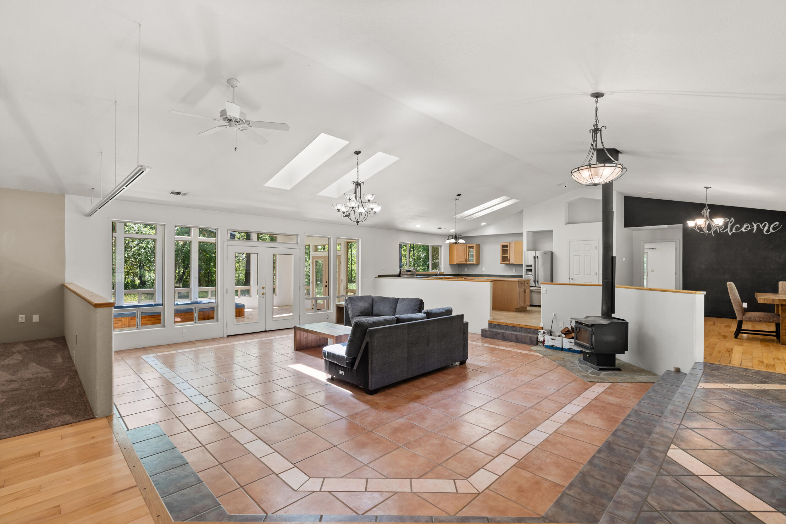2525 Leland Road