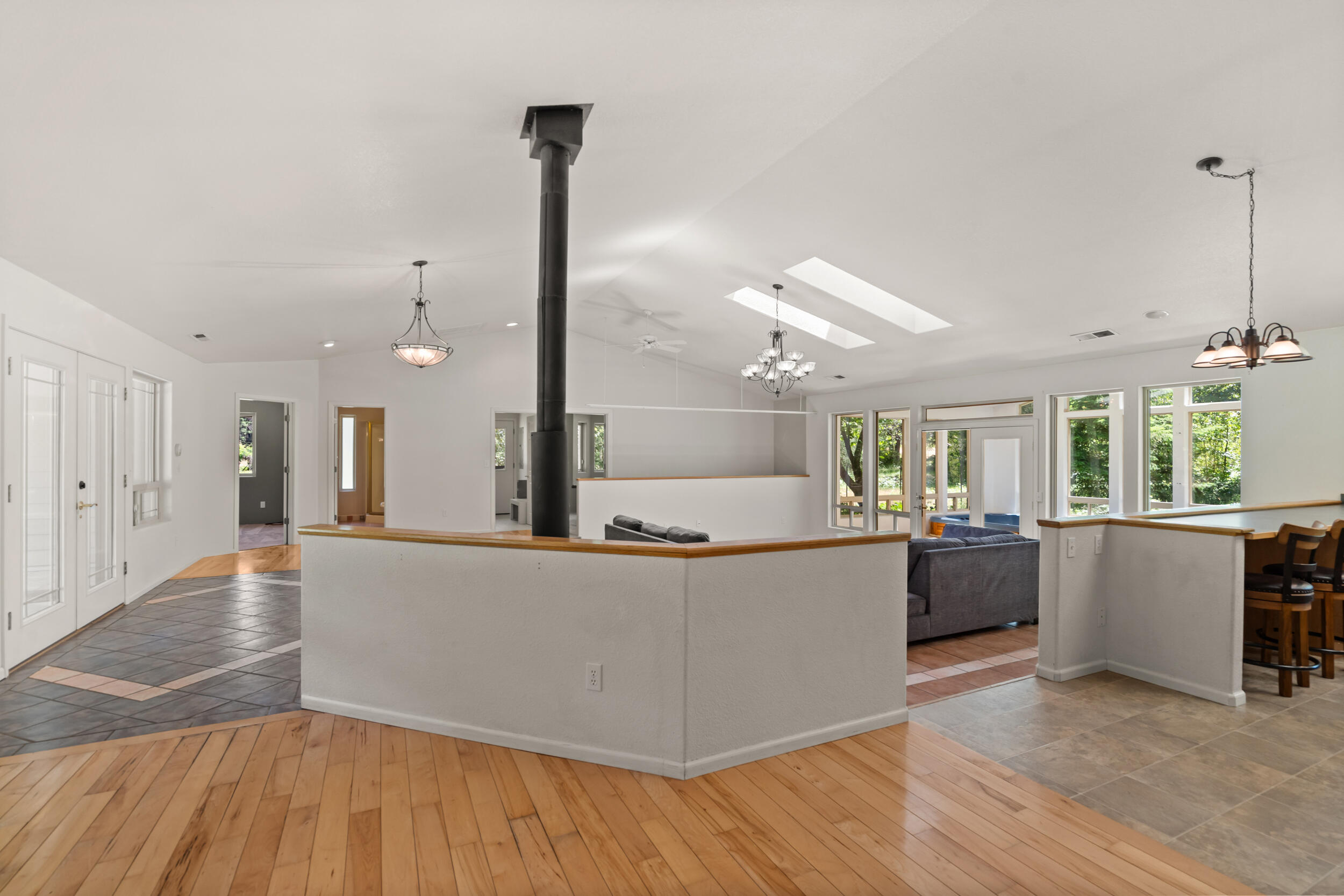 2525 Leland Road