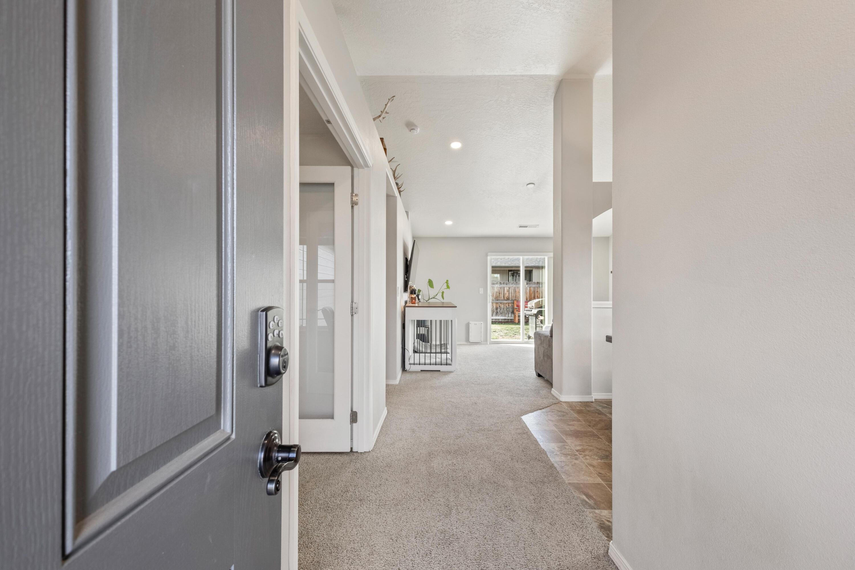 3174 SW Cascade Avenue